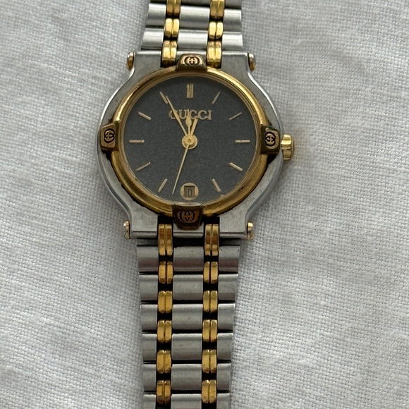 Vintage Gucci Watch - Picture 1 of 4